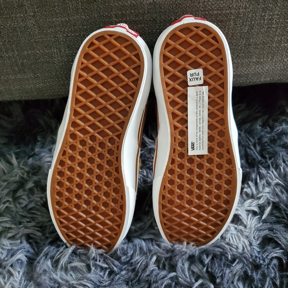 Vans Shoes/ slip on - Picture 3 of 5